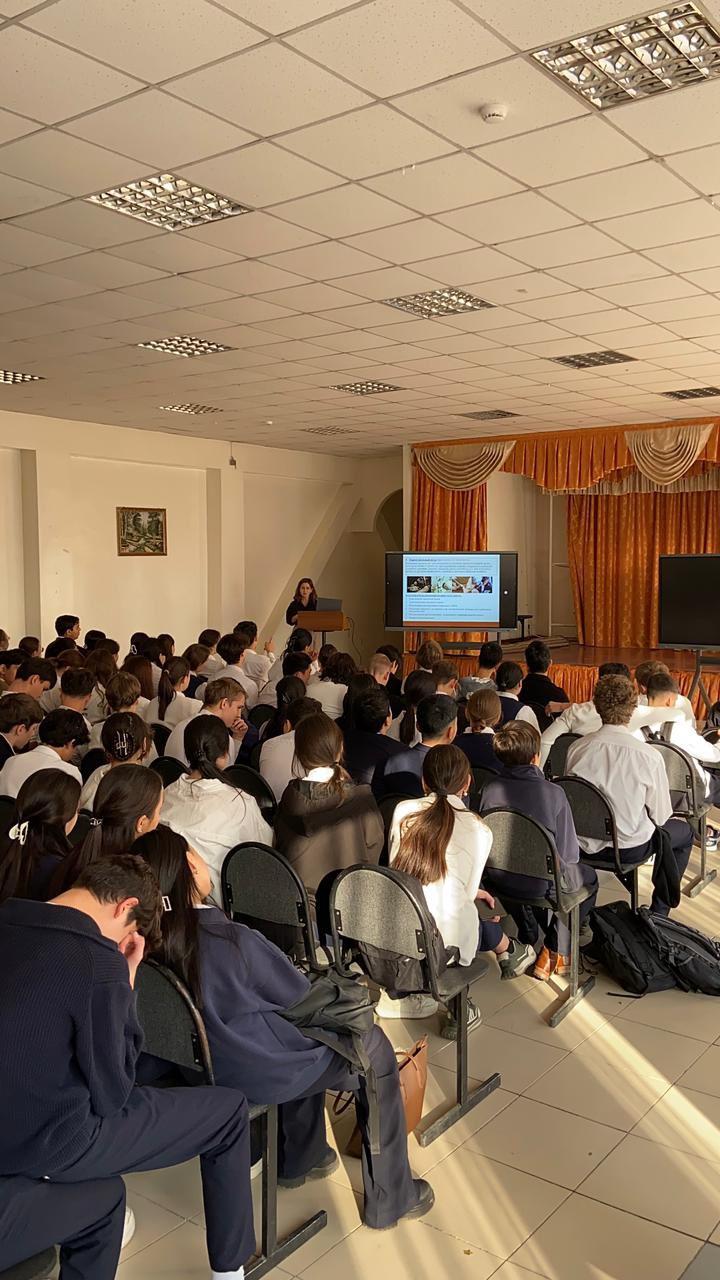 Мектебімізде 9–11 сынып оқушылары арасында «АИТВ инфекциясының алдын алу» тақырыбында  лекция өткізілді.