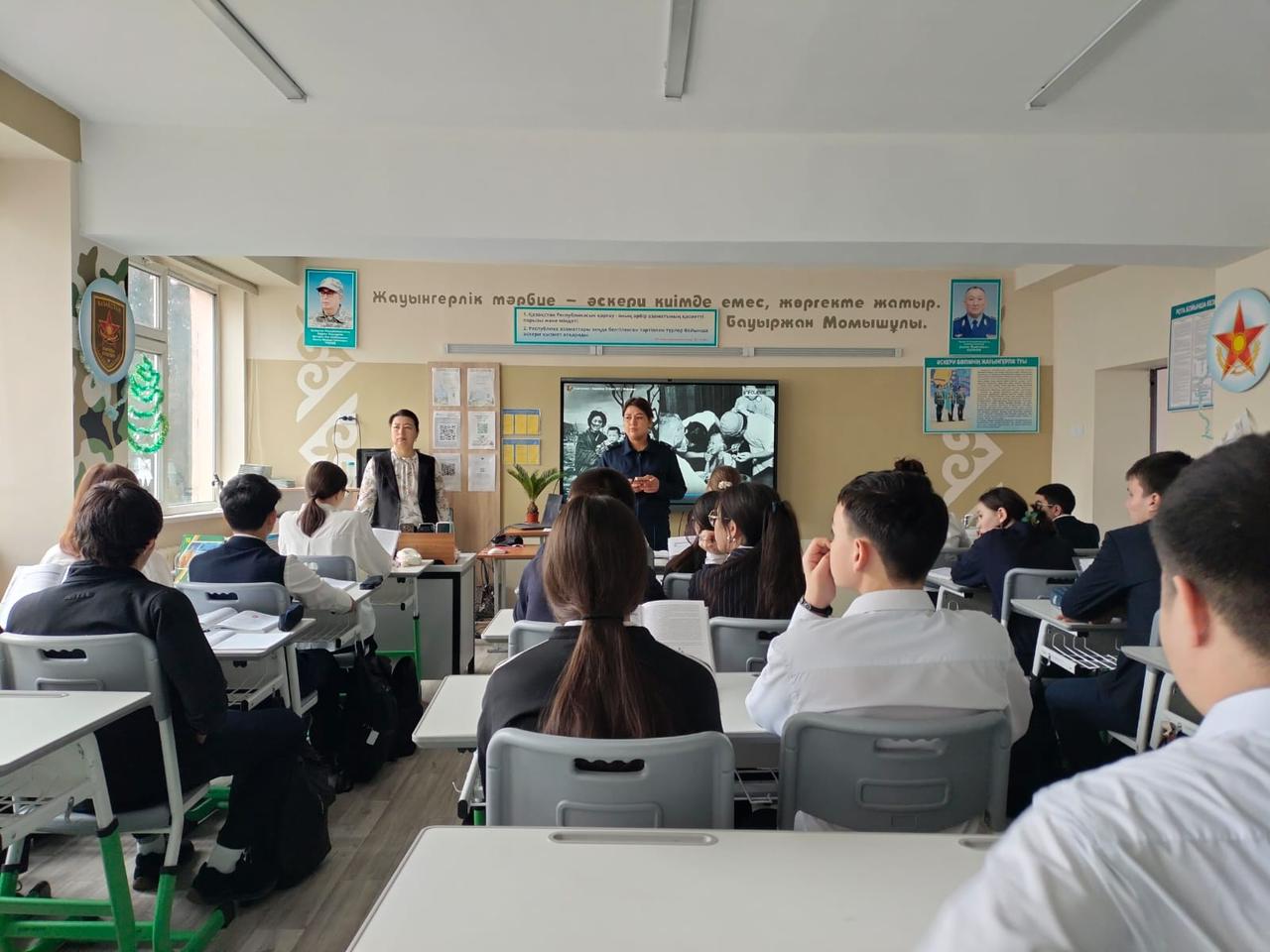 «Кәмелетке толмағандардың құқық бұзушылық үшін жауапкершілігі» тақырыбында профилактикалық әңгіме